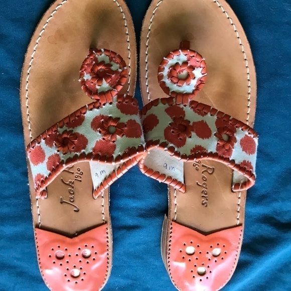 JACK Rogers burnt orange canvas and leather slip on thong sandal. Size 9. - Picture 2 of 8